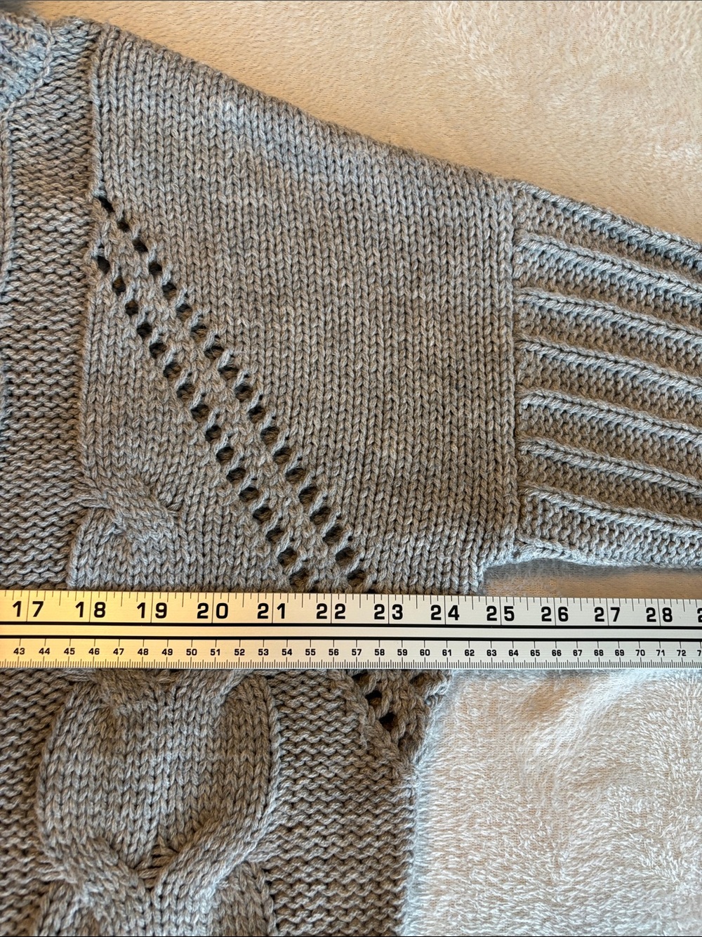 York & Hudson Gray Cable Knit Turtleneck Sweater Women’s L EUC - Picture 6 of 8